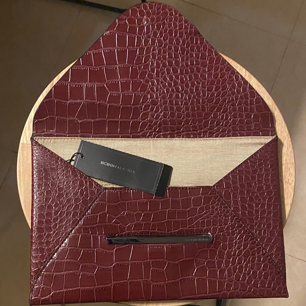 BCBGMaxAzria Burgundy Croc-Embossed Clutch - Picture 4 of 5
